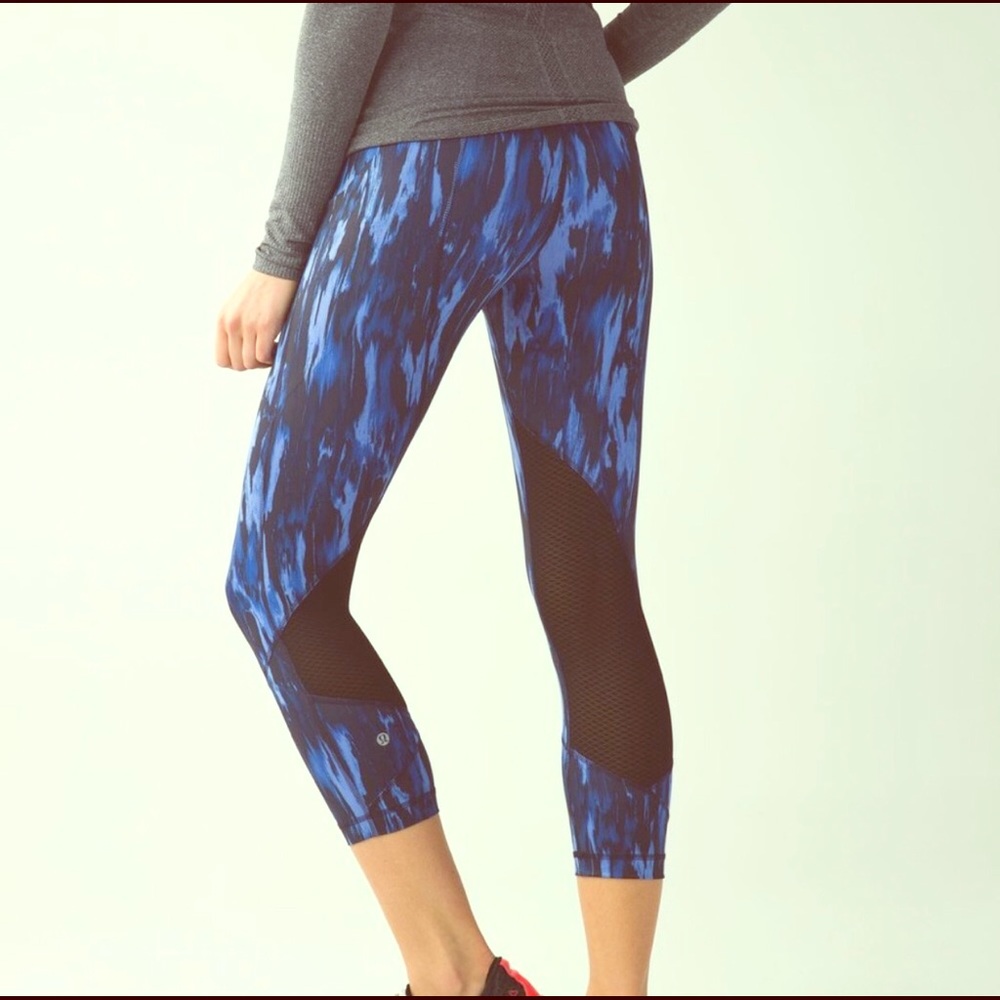 Lululemon Pace Rival Crop - Size 10